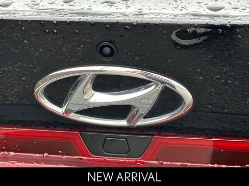 Used 2022 Hyundai Elantra SEL w/ Convenience + Premium Package image 29