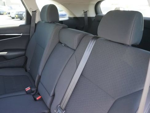 Used 2019 Kia Sorento FWD image 13