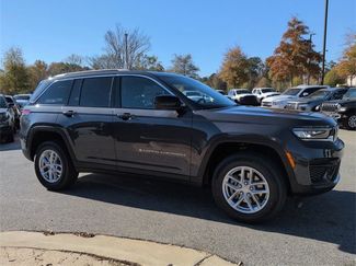 New 2025 Jeep Grand Cherokee Laredo X video 2