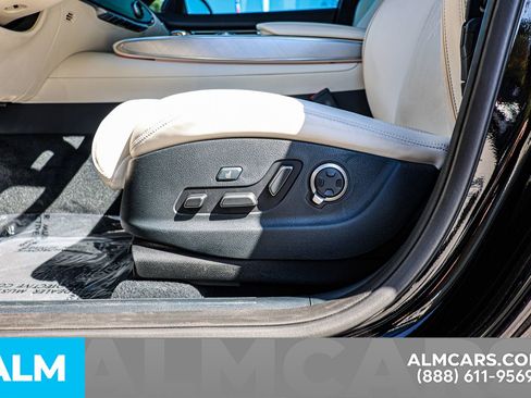 Used 2024 Genesis Electrified GV70 Advanced w/ Prestige Package image 21