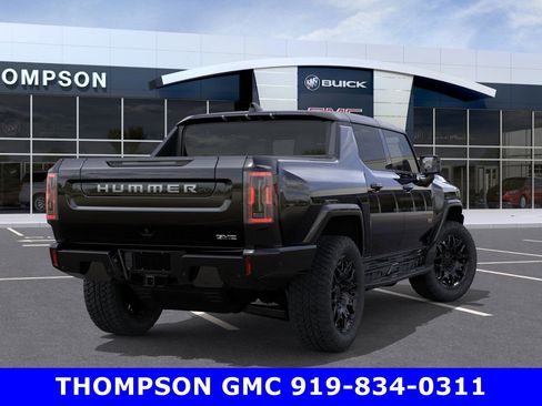 New 2026 GMC Hummer EV 4x4 Crew Cab image 4