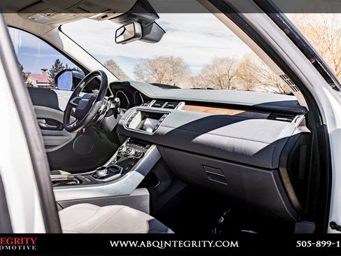 Used 2016 Land Rover Range Rover Evoque HSE image 39