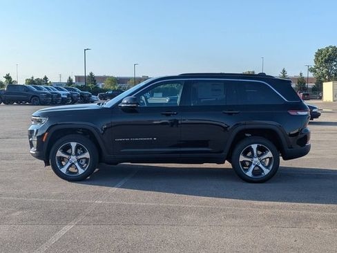 New 2025 Jeep Grand Cherokee Limited AWD/4WD image 6