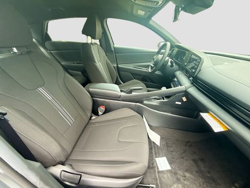 New 2026 Hyundai Elantra Sport w/ Cargo Package FWD image 20