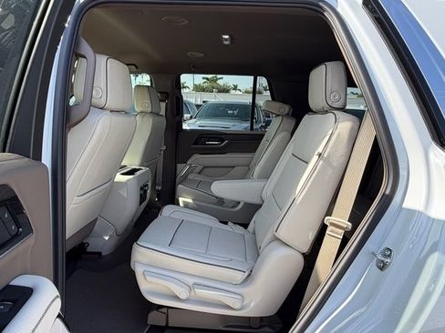 New 2026 GMC Yukon Denali AWD/4WD image 14