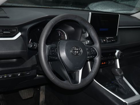 Certified 2023 Toyota RAV4 XLE Premium image 9