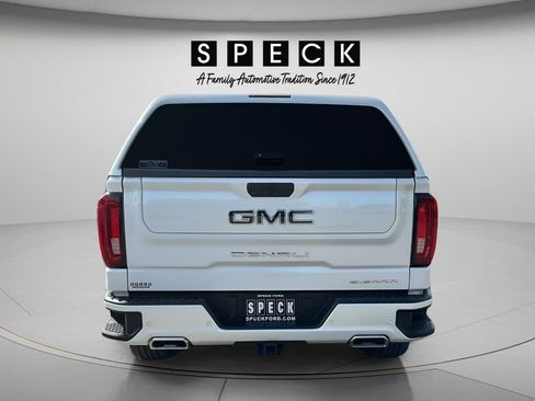 Used 2022 GMC Sierra 1500 Denali Ultimate AWD/4WD image 4