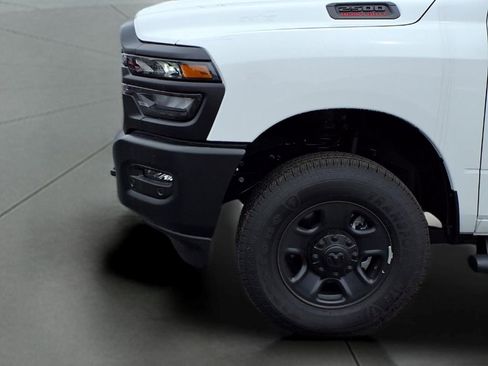 New 2026 RAM 2500 Tradesman AWD/4WD image 13
