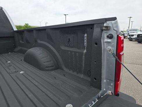Used 2021 Ford F350 Lariat w/ Chrome Package AWD/4WD image 18