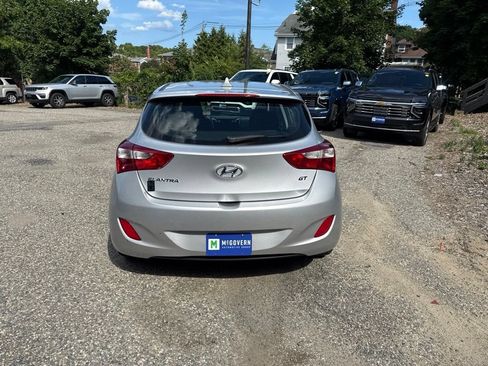 Used 2013 Hyundai Elantra GT FWD image 4