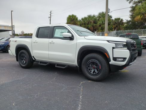 New 2026 Nissan Frontier Pro-X w/ Pro-X Convenience Package image 2