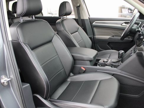 Used 2022 Volkswagen Atlas SEL R-Line image 27