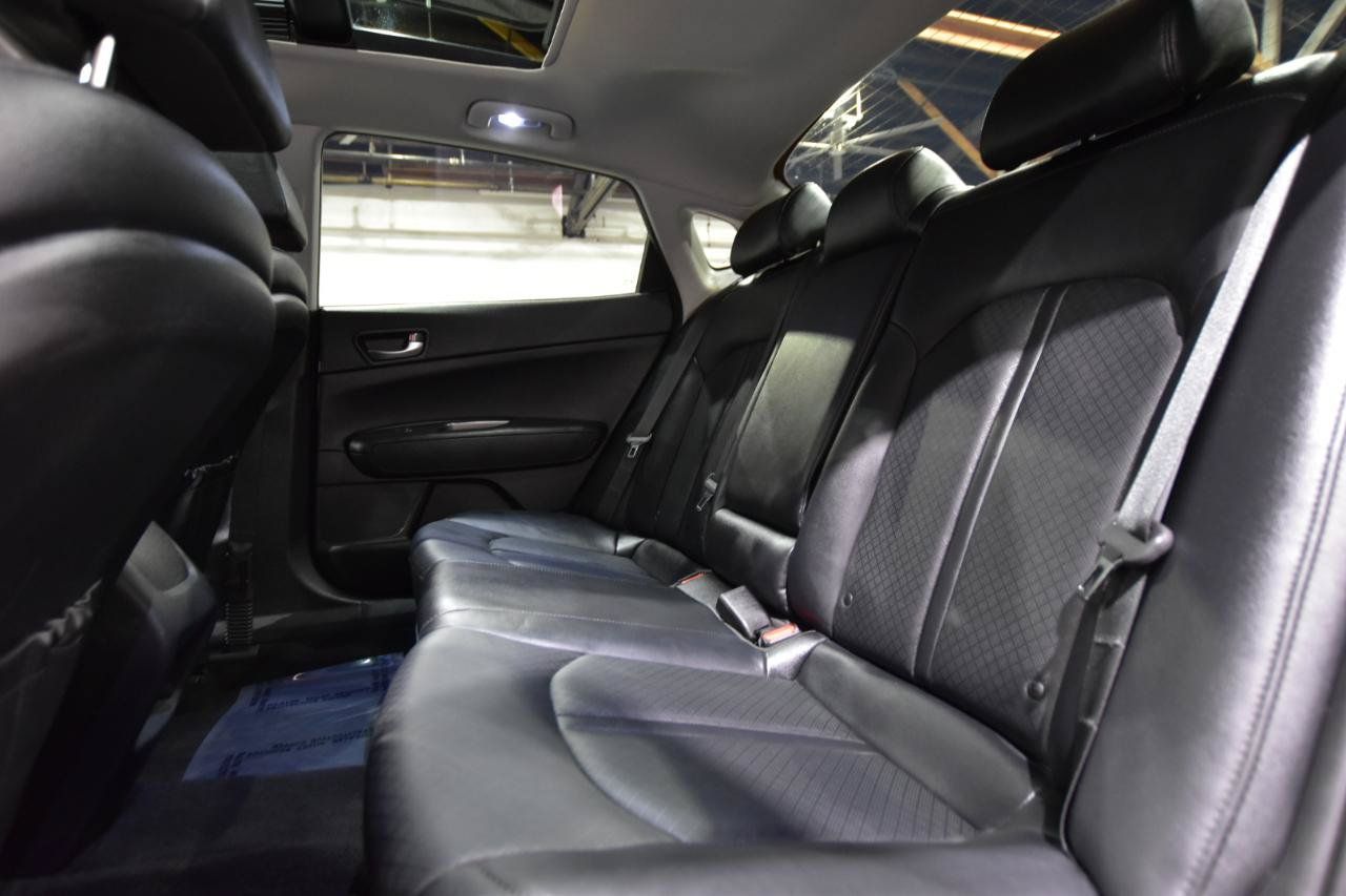Used 2020 Kia Optima SE FWD image 32
