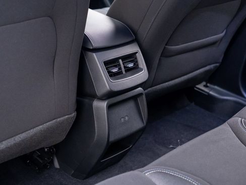 Used 2026 Chevrolet Equinox EV LT w/ LPO, Blackout Package FWD image 17