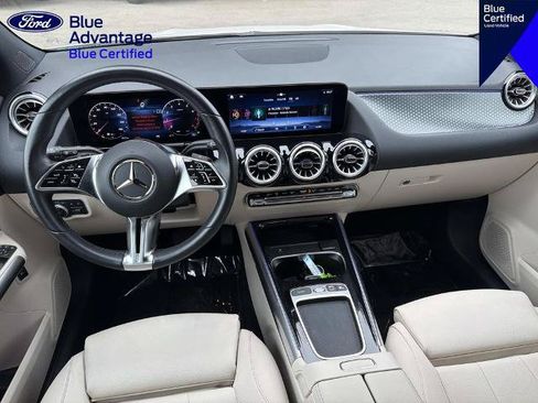 Used 2025 Mercedes-Benz GLA 250 image 9
