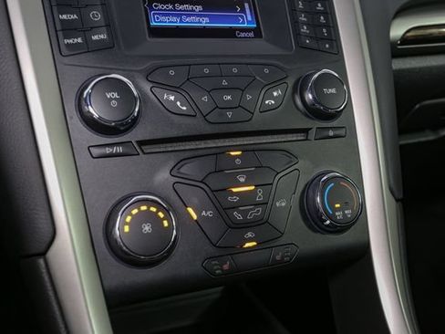 Used 2014 Ford Fusion SE w/ Equipment Group 202A FWD image 21