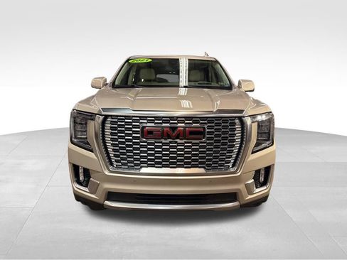 Used 2021 GMC Yukon XL Denali w/ LPO, Illumination Package image 9