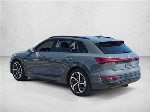 Certified 2024 Audi Q8 e-tron Premium Plus AWD/4WD image 7