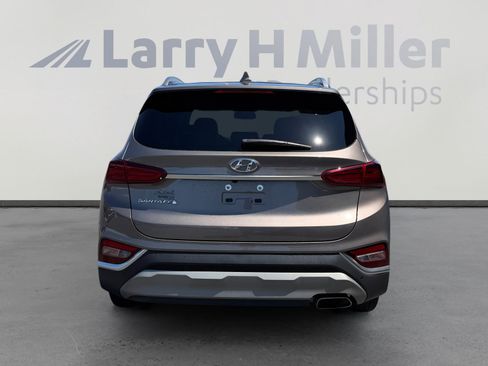 Used 2020 Hyundai Santa Fe SEL w/ Convenience Package FWD image 4