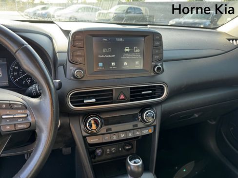 Used 2021 Hyundai Kona Limited w/ Cargo Package image 20