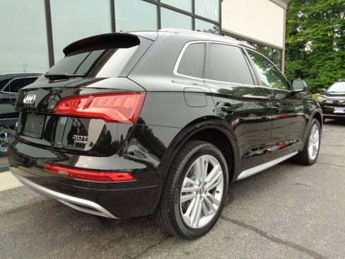 Used 2018 Audi Q5 2.0T Premium Plus w/ Premium Plus Package AWD/4WD image 5