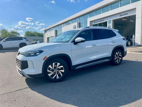 New 2026 Volkswagen Tiguan S FWD image 1