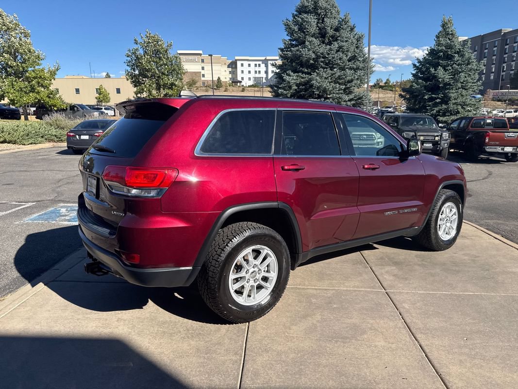 Used 2018 Jeep Grand Cherokee Laredo AWD/4WD image 7