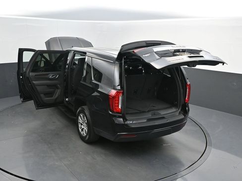Used 2023 GMC Yukon SLE w/ Gmc Pro Safety Plus Package image 46