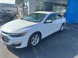 Used 2024 Chevrolet Malibu LT image 2