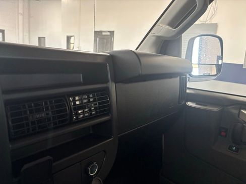 New 2025 Chevrolet Express 2500 w/ Driver Convenience Package RWD image 31