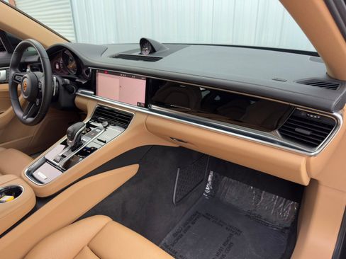 Used 2021 Porsche Panamera 4S image 15