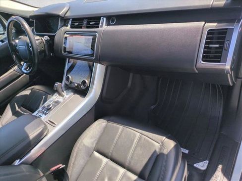Used 2020 Land Rover Range Rover Sport SE AWD/4WD image 21