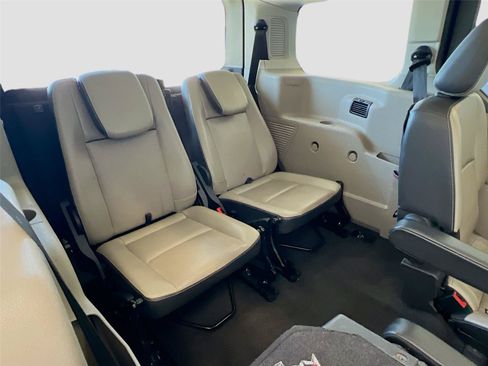 Used 2016 Ford Transit Connect Titanium FWD image 26