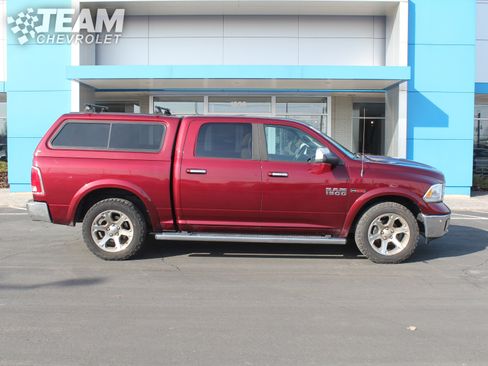 Used 2016 RAM 1500 Laramie image 3