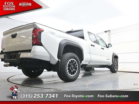 New 2025 Toyota Tacoma TRD Off-Road image 18