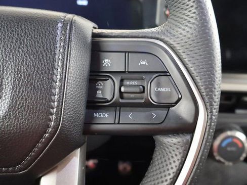 Used 2024 Toyota Tacoma TRD Sport image 16