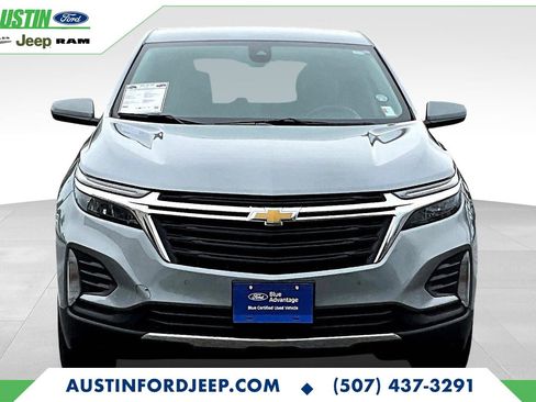 Used 2023 Chevrolet Equinox LT w/ Driver Convenience Package image 2