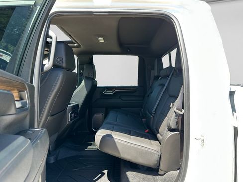 Used 2024 Chevrolet Silverado 3500 High Country AWD/4WD image 37