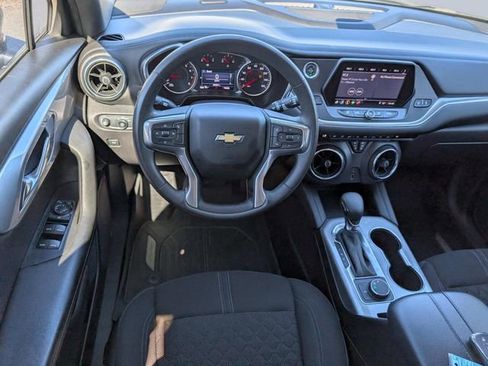 Used 2021 Chevrolet Blazer LT w/ LPO, Floor Liner Package FWD image 10