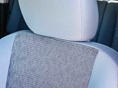 Used 2017 RAM 3500 SLT w/ Luxury Group image 30