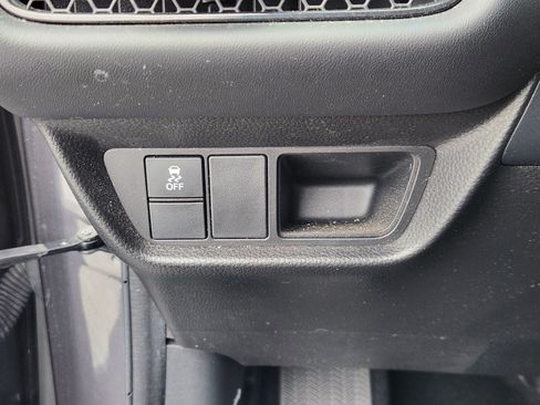 Certified 2023 Honda HR-V LX image 24