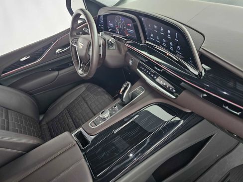 Certified 2024 Cadillac Escalade V AWD/4WD image 11