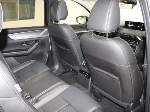 Used 2025 MAZDA CX-70 Plug-In Hybrid w/ Premium Pkg AWD/4WD image 31