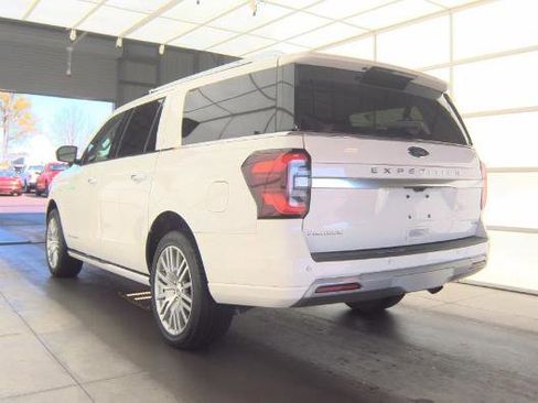 Used 2023 Ford Expedition Max Platinum AWD/4WD image 6