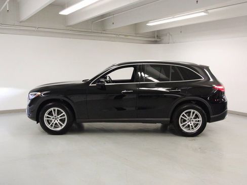 Certified 2025 Mercedes-Benz GLC 300 GLC 300 image 7