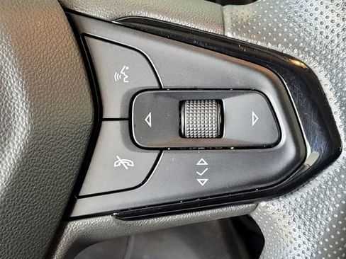 Used 2023 Chevrolet Bolt EUV LT w/ Driver Confidence Package image 25