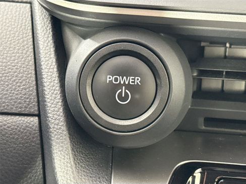 Certified 2024 Toyota Prius Limited image 25