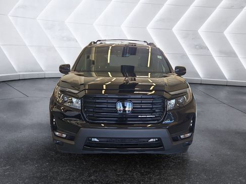 Used 2024 Honda Passport Black Edition image 2
