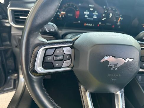 Used 2025 Ford Mustang Premium RWD image 19