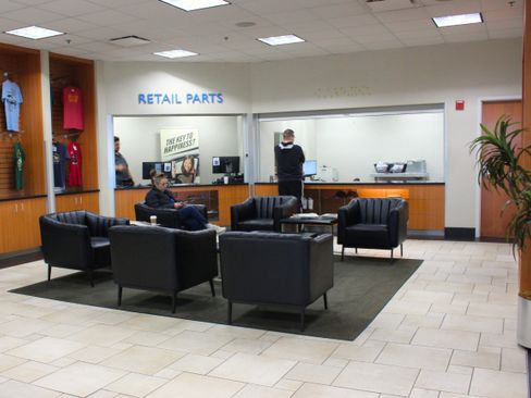 Used 2024 Volkswagen Atlas Cross Sport SEL R-Line image 40